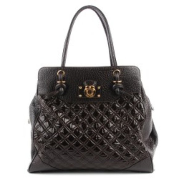 Marc Jacobs Handbags - MARC JACOBS Quilted  Swagger Tote